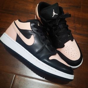 Jordan 1 Low Crimson Tint 7Y/8.5W
